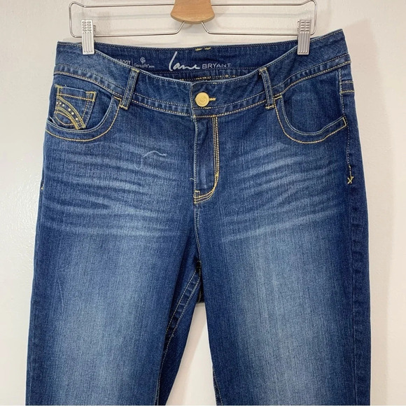 Lane Bryant Jeans Woman 16 Genuis Fit Slim Boot  Beaded Pockets Casual‎ Western - Picture 2 of 12